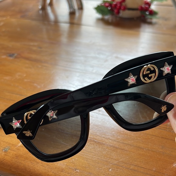 Authentic Gucci sunglasses style #0802S. Please read description! - Picture 3 of 11